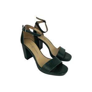 CHINESE LAUNDRY OPEN TOE ANKLE STRAP GREEN CROCODILE EMBOSSED SANDAL HEELS